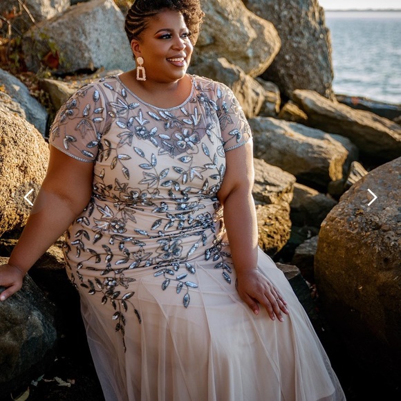 Adrianna Papell plus size beaded floral godet short sleeves long gown - Picture 12 of 16